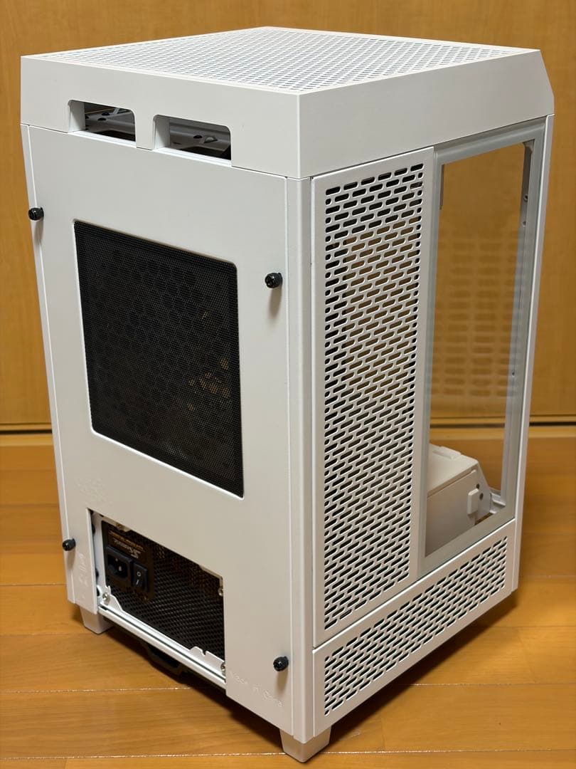 Thermaltake The Tower 100 + 白PCセット