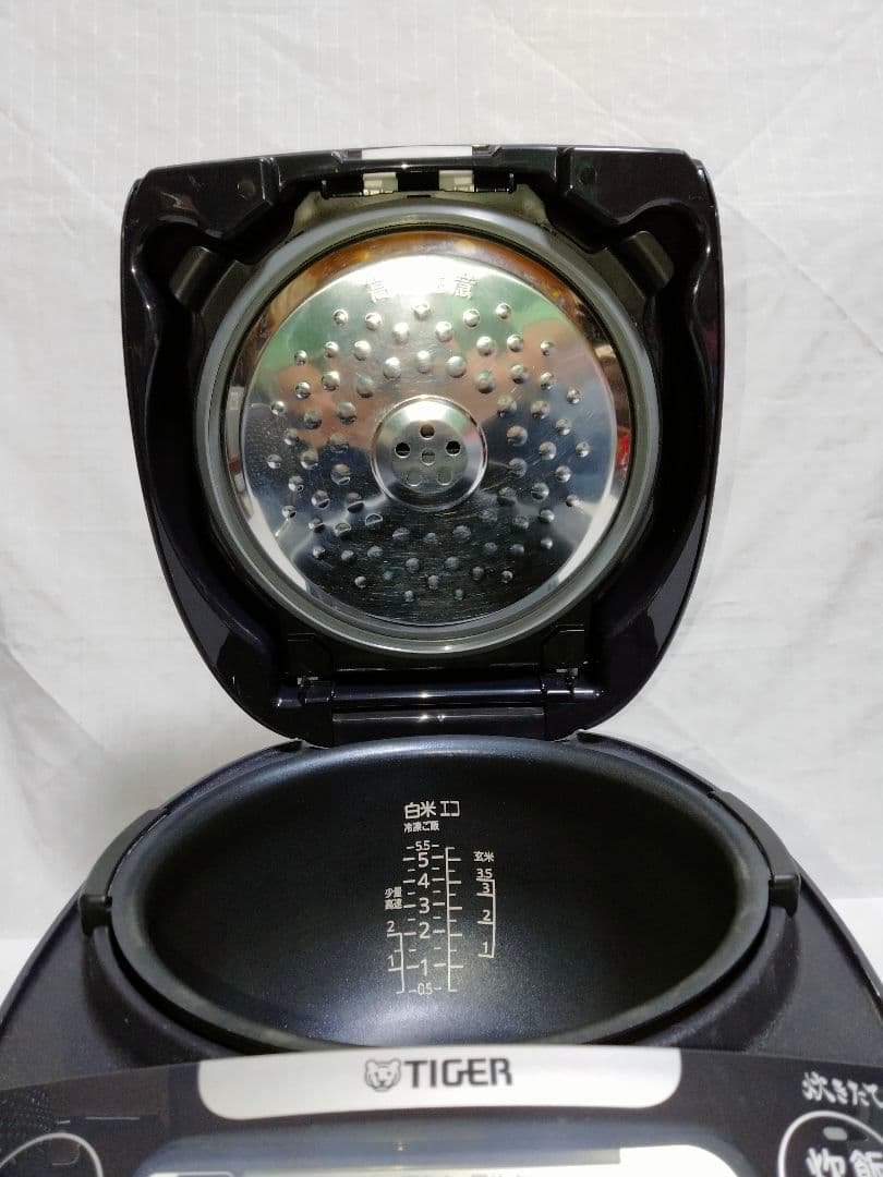 超美品 TIGER タイガー IHジャー炊飯器 JPW-T100 24年製