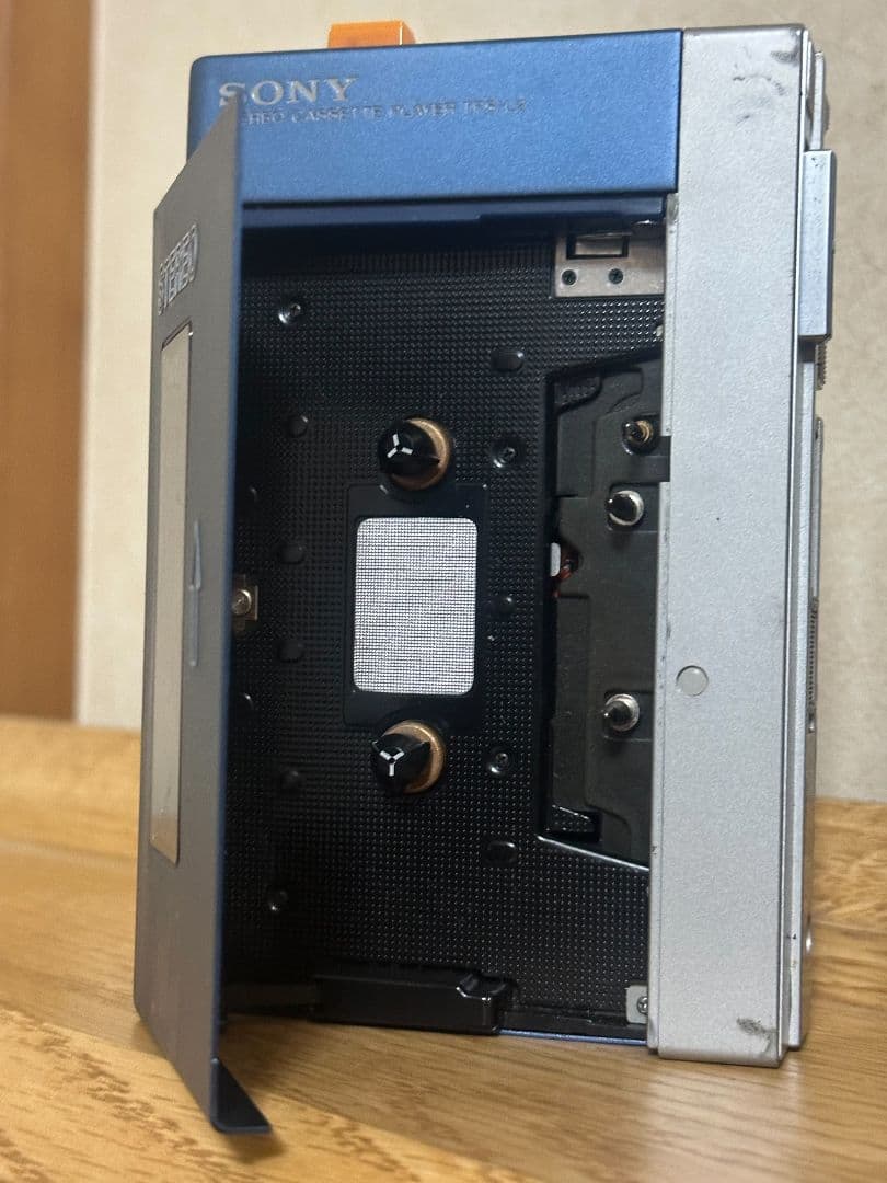 ​超希少 初代ウォークマン SONY TPS-L2 動作確認済 ケース付 当時物