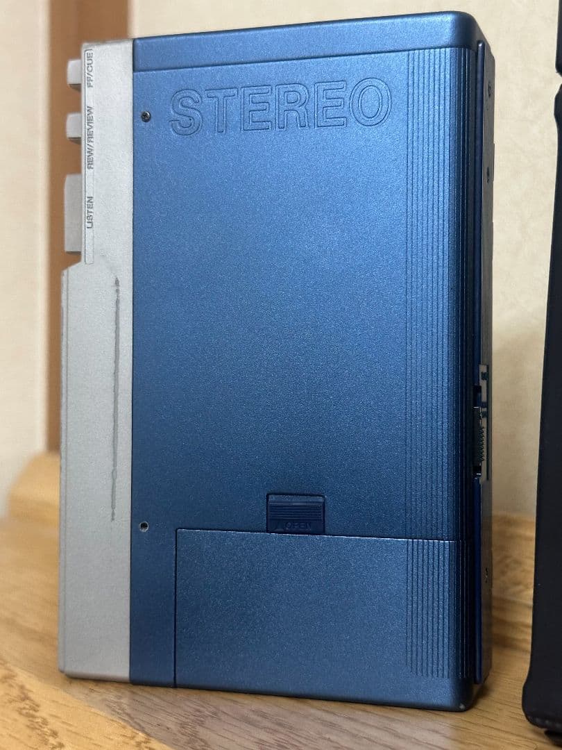 ​超希少 初代ウォークマン SONY TPS-L2 動作確認済 ケース付 当時物