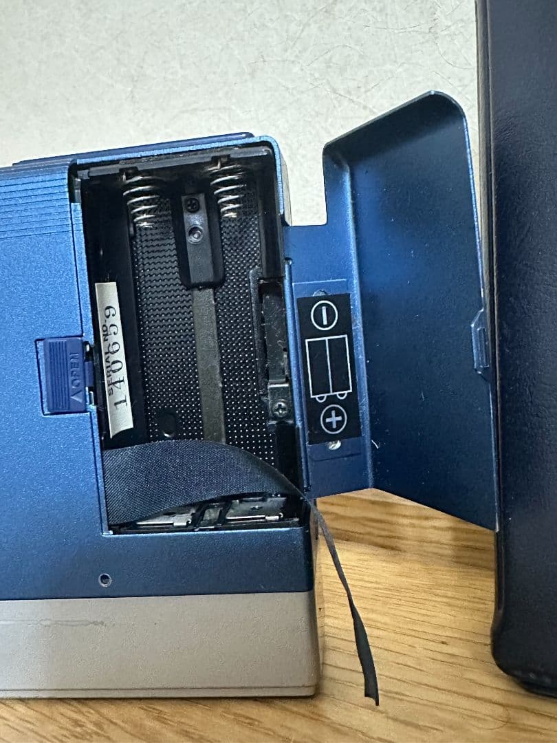 ​超希少 初代ウォークマン SONY TPS-L2 動作確認済 ケース付 当時物