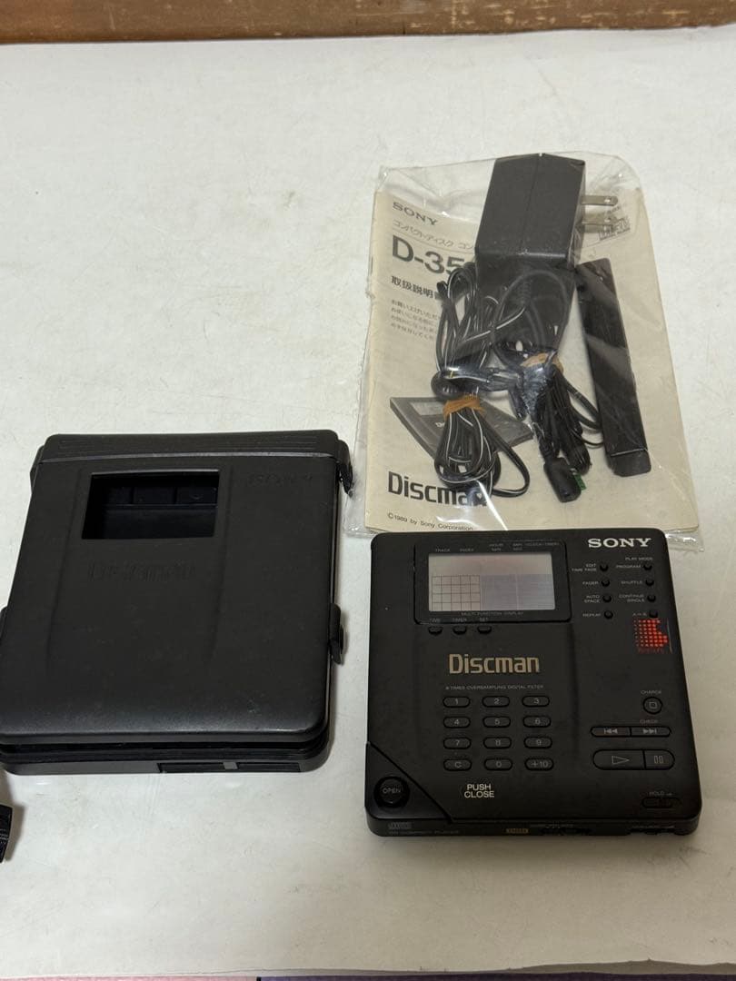 訳あり品 d-350 ソニー ディスクマン 電源OK 読み込むが止まる為