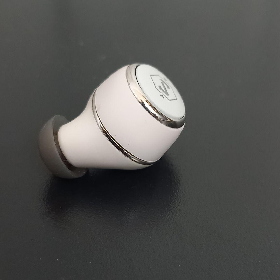 ONKYO×ブルーアーカイブ AOW01 ワイヤレスイヤホン アロナ　ケース付き