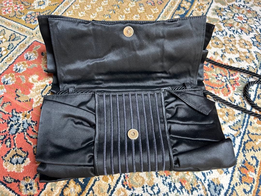 FENDI フェンデイ　サテンバッグ