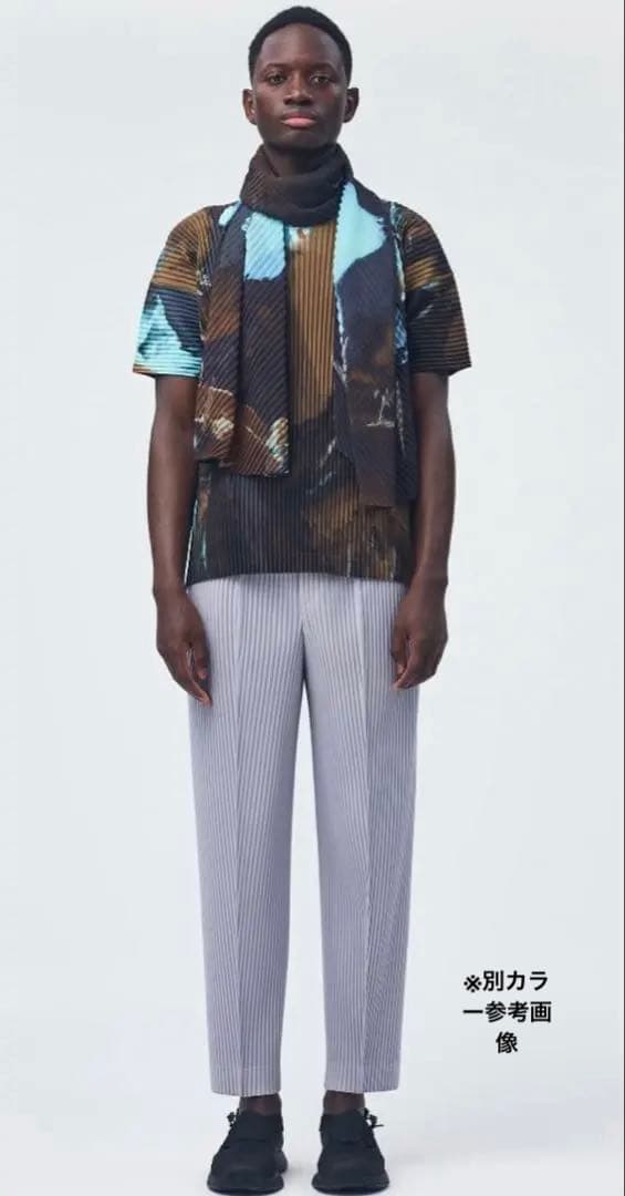 HOMME PLISSE ISSEY MIYAKEスカーフ