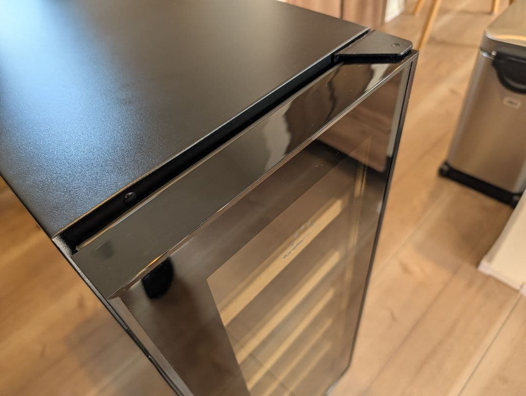 ワインセラー 20本収納 フォルスタージャパン FJP-57GS（BK）