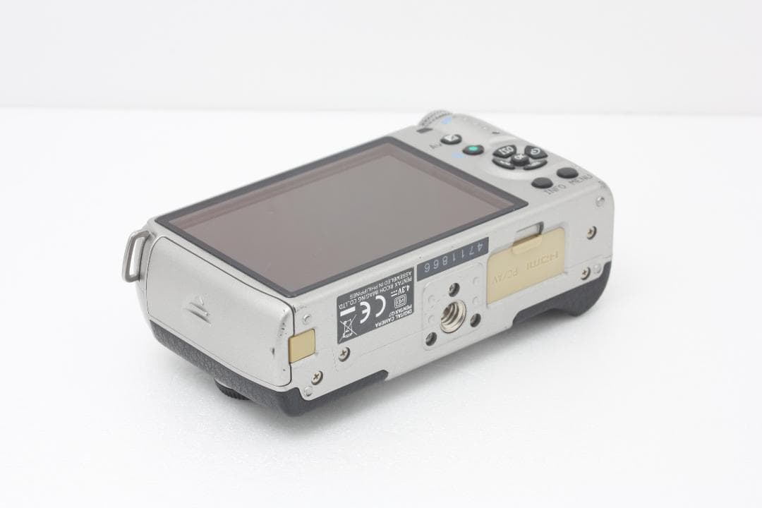 ペンタックス PENTAX Q7 ボディ シルバー 完動品 #349a