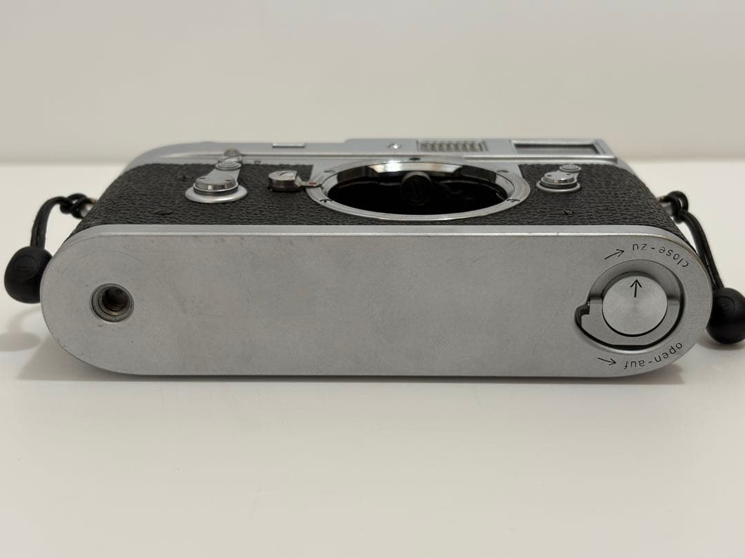 ライカM2 Leica