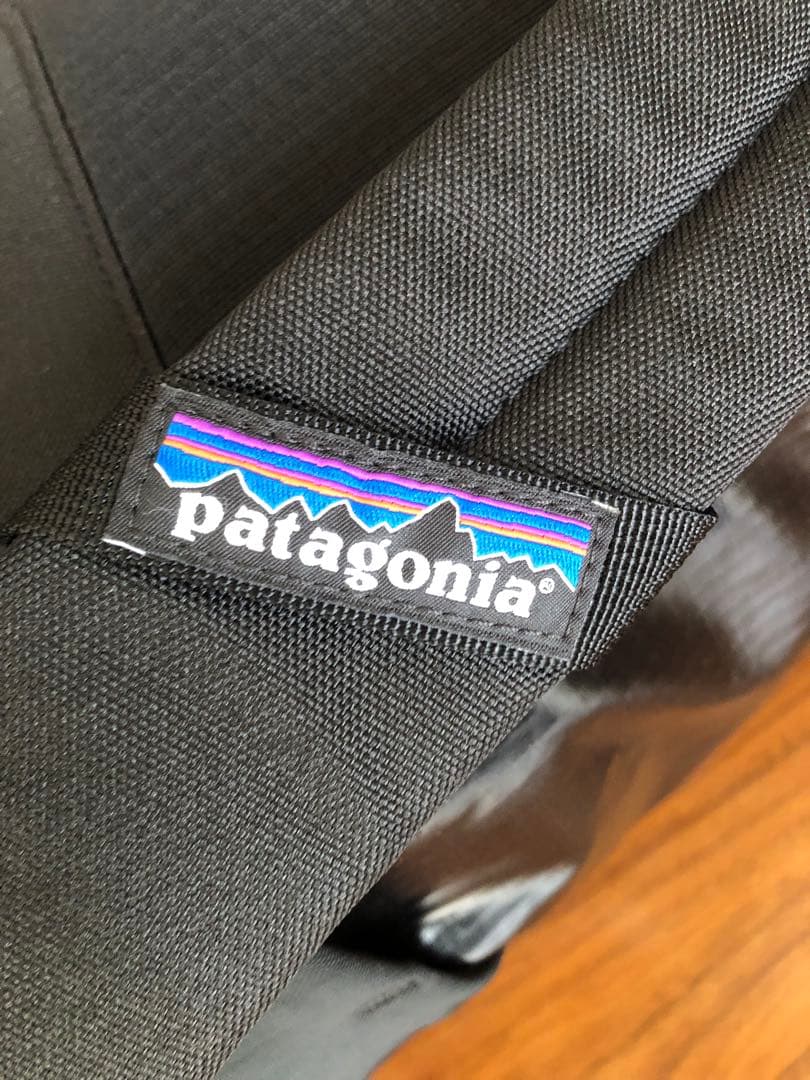 ⭐️patagonia パタゴニア⭐️ブラックホールバックパック 25L BLK