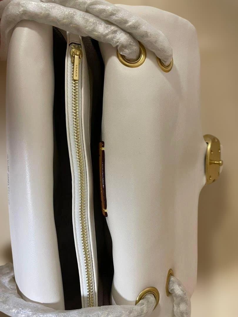 COACH コーチ　タビー ショルダー 26・キルティング　ホワイト