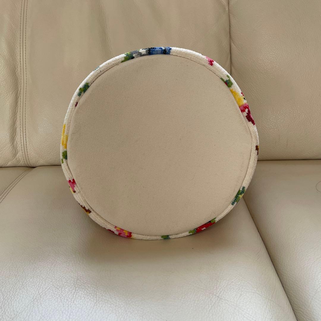 FEILER ハイジ　 オフホワイト　たて21、よこ20、マチ20