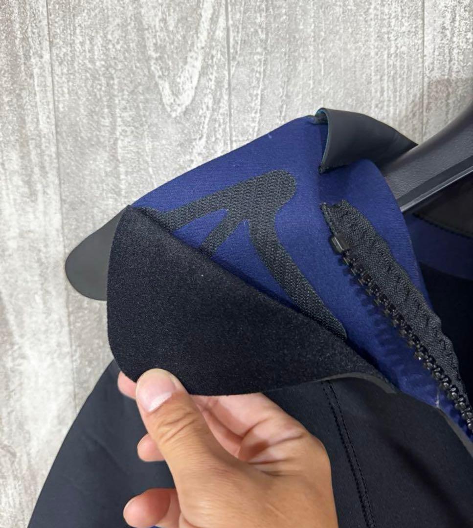 未使用FLASH PACKER ウェットスーツAM-TYPE ジャーフルLサイズ