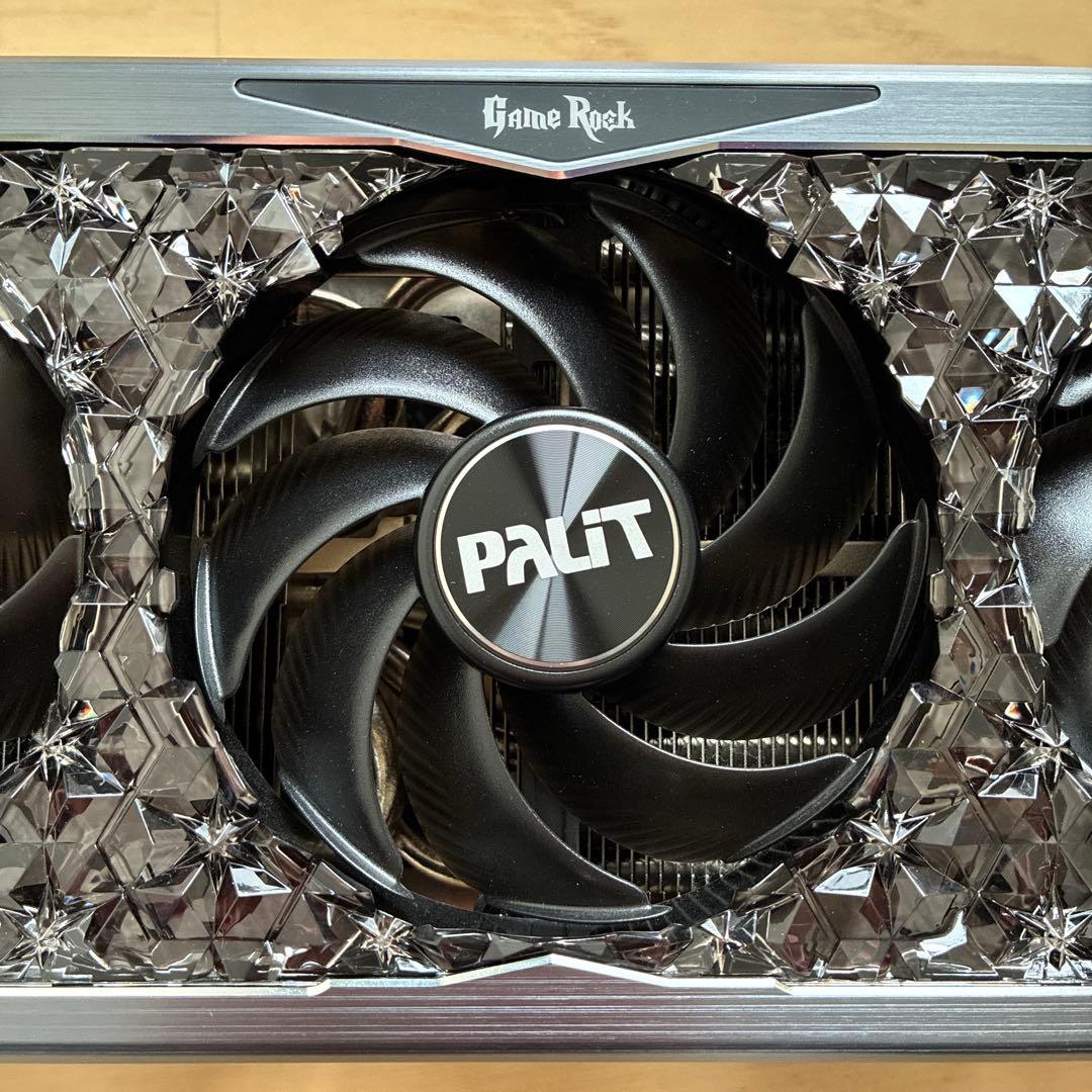 palit RTX 4090 ヒートシンク　3連ファン　バックプレート
