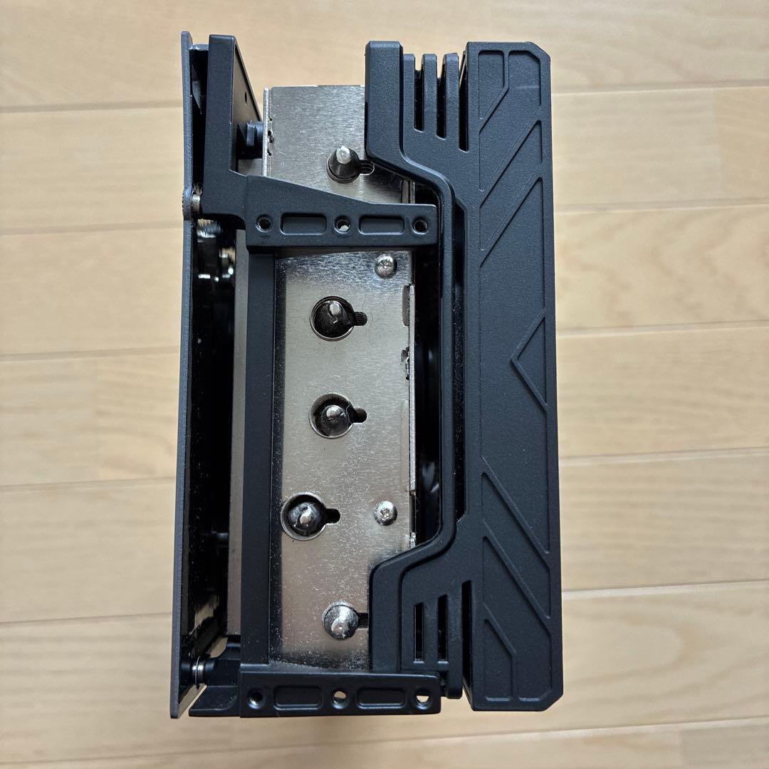 palit RTX 4090 ヒートシンク　3連ファン　バックプレート