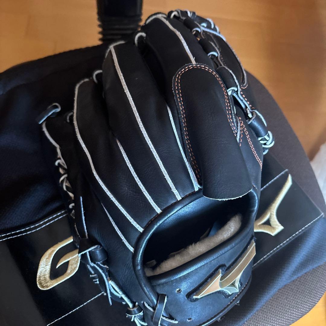 Mizuno グラブエリート 黒　硬式グローブ　ピッチャー用