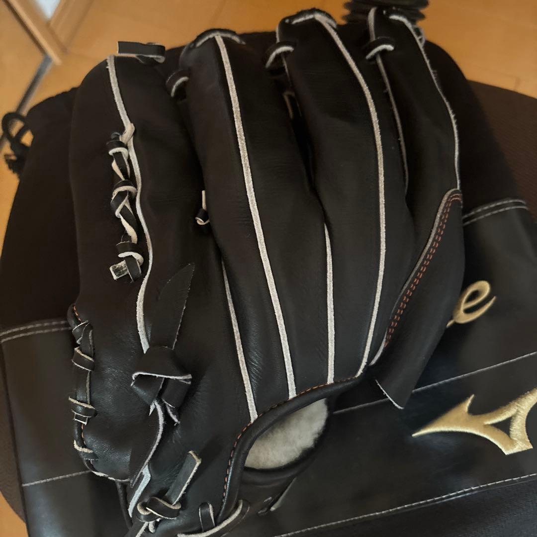 Mizuno グラブエリート 黒　硬式グローブ　ピッチャー用