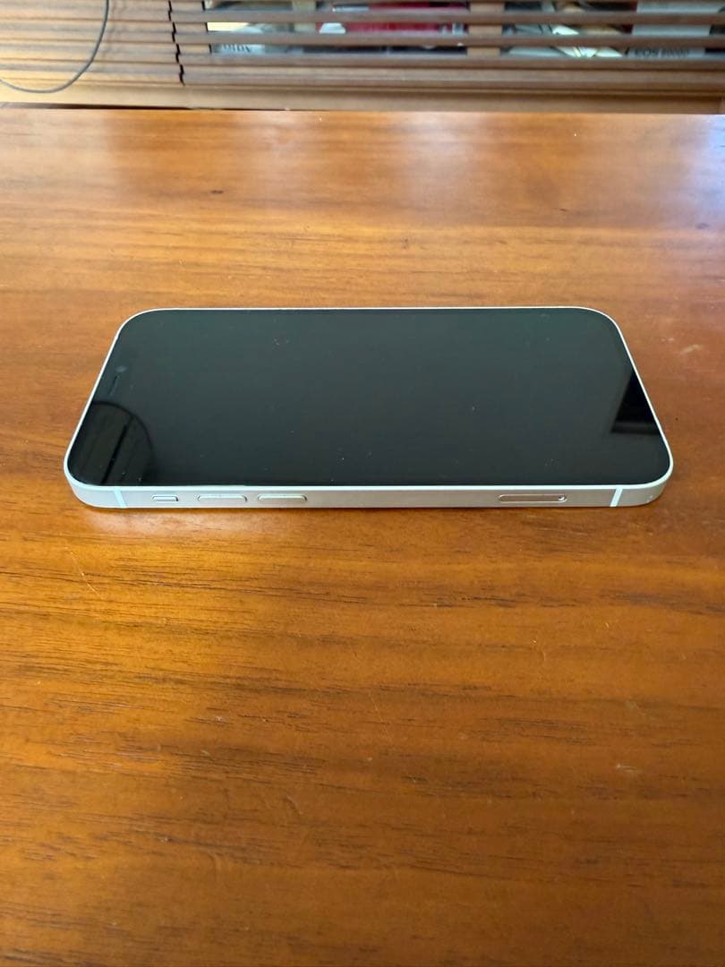 大*豪様 美品iPhone12 本体 64GB ホワイト SIMフリー