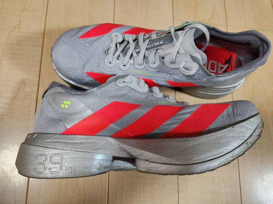 アディゼロ アディオスプロ4　M25.5cm