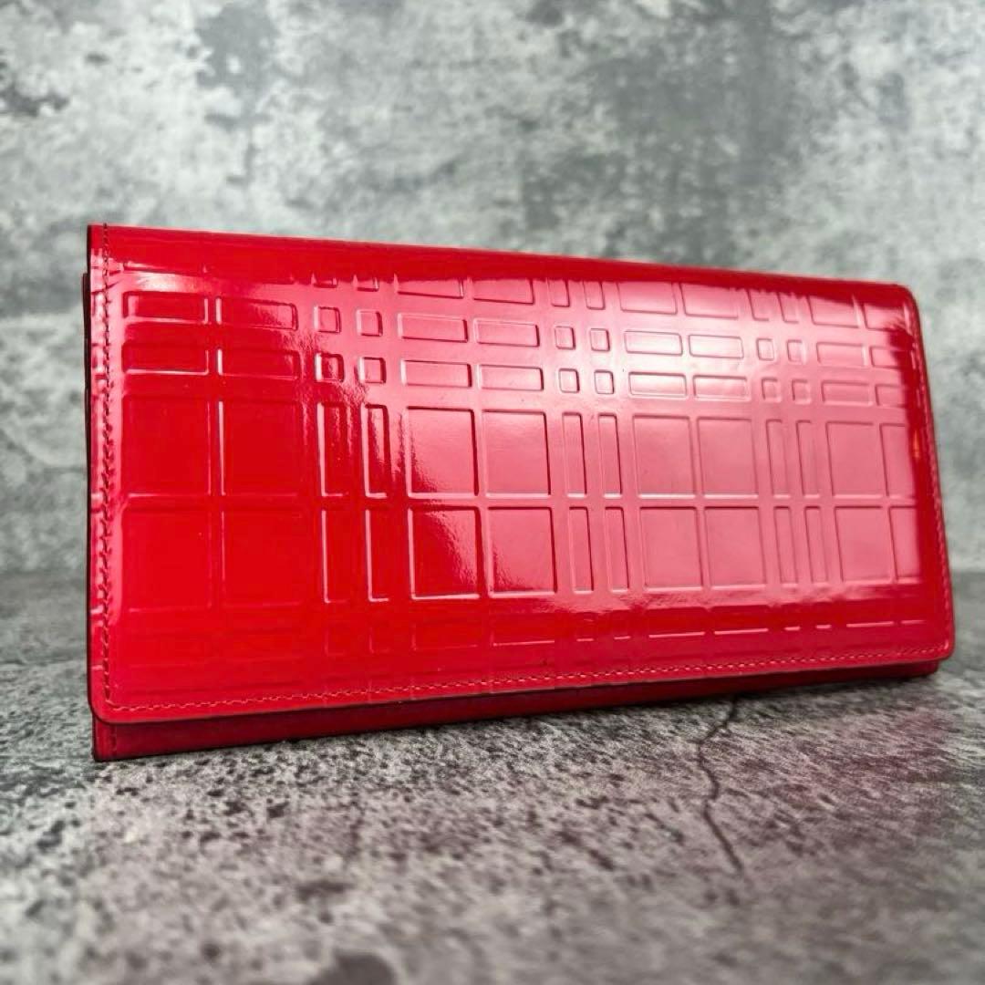 BURBERRY パテントレザー 型押し 二つ折り 長財布