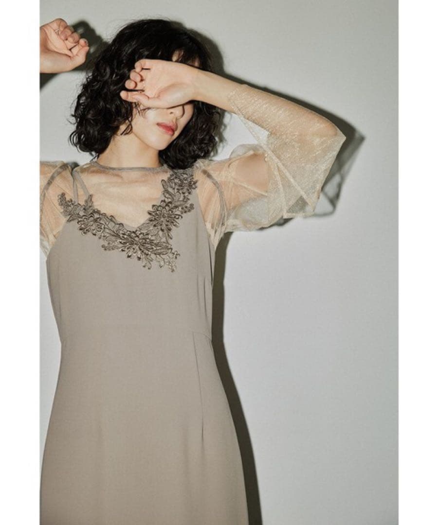 niana チュールレイヤードレースデザインドレス