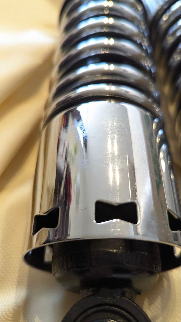 プログレッシブ　サスペンション