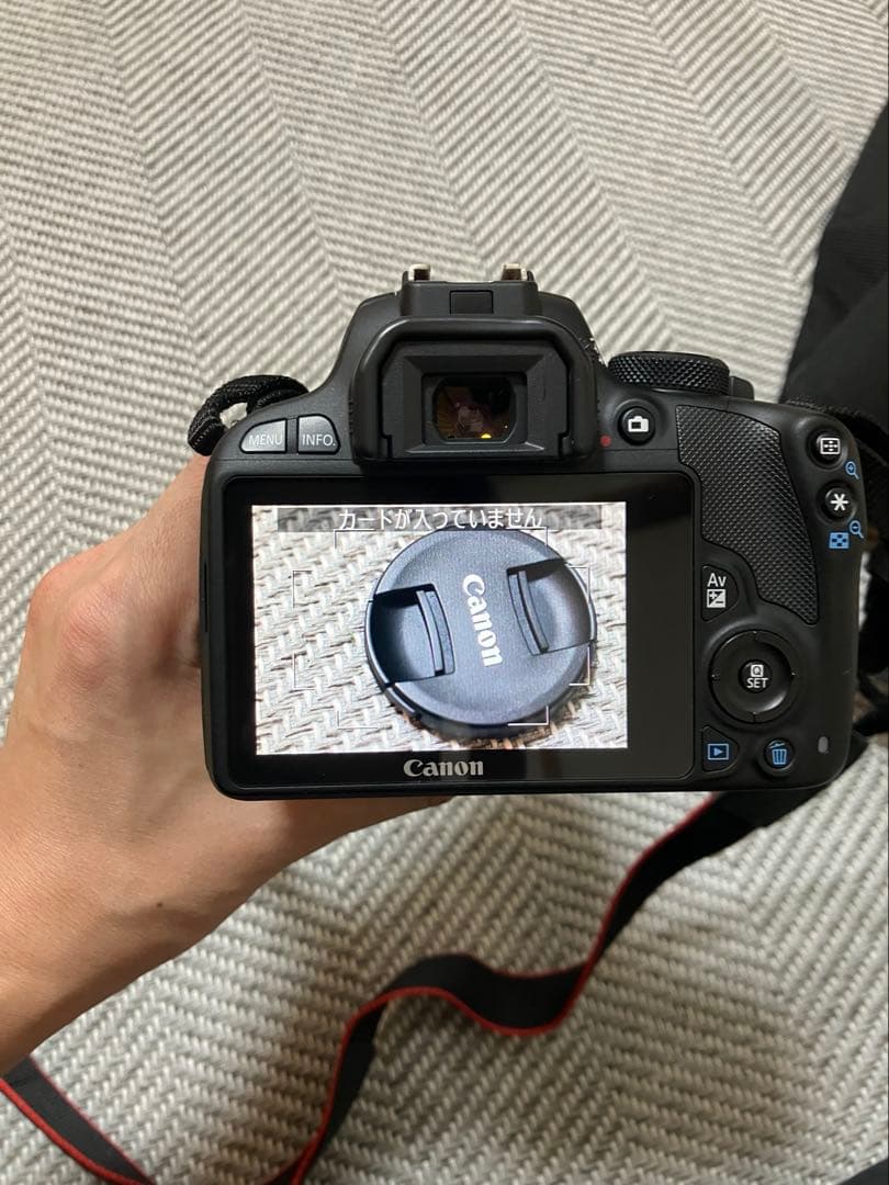 超軽量★Canon EOS kiss X7★ケース付