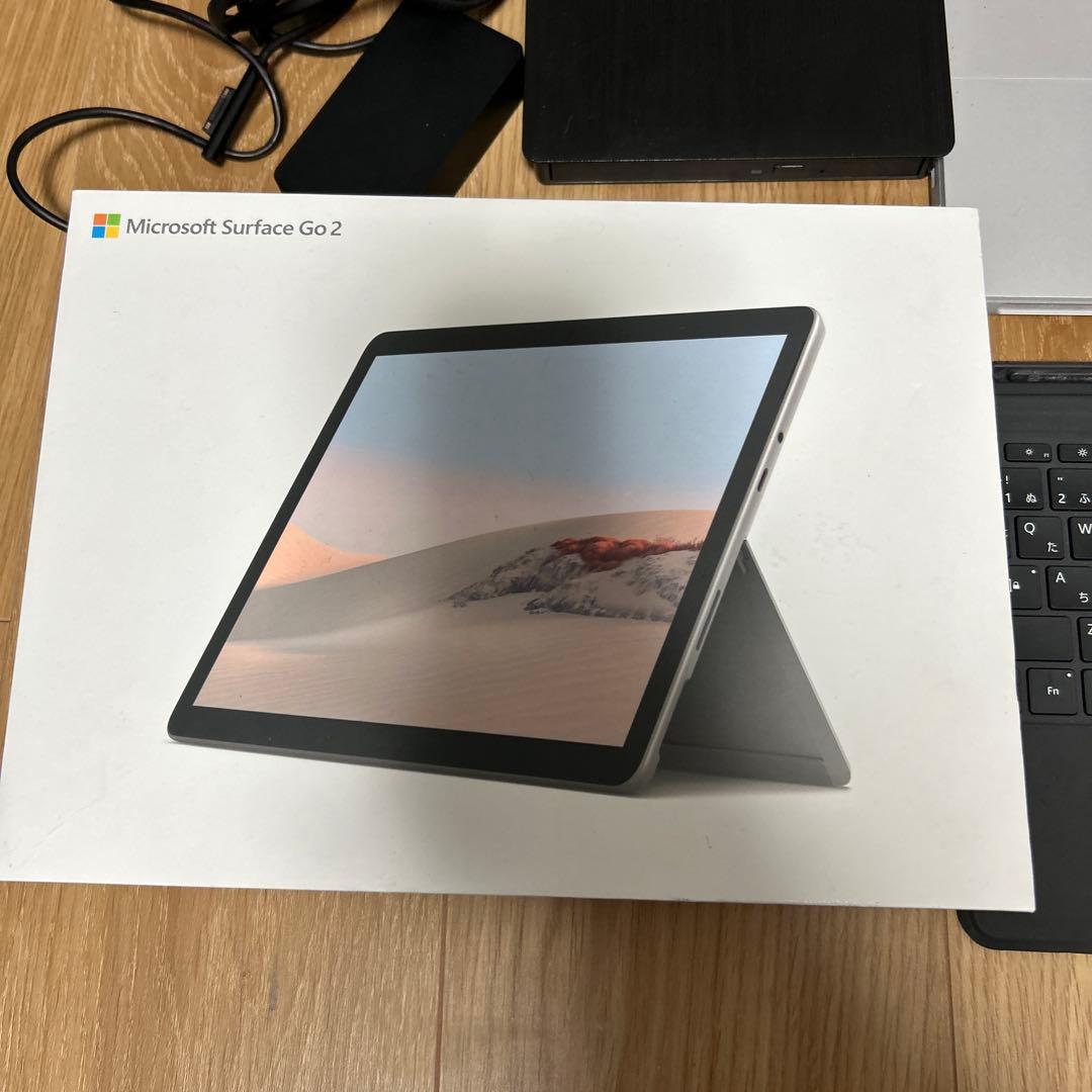 surfaceGo2 ノートパソコン　サーフェイス　高性能　薄型　持ち運び　快適