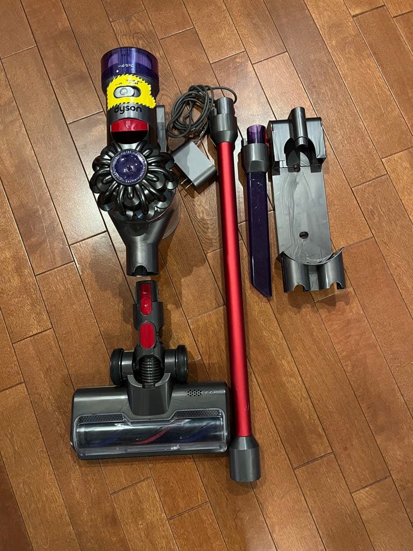 dyson v8 slim fluffy + 現役