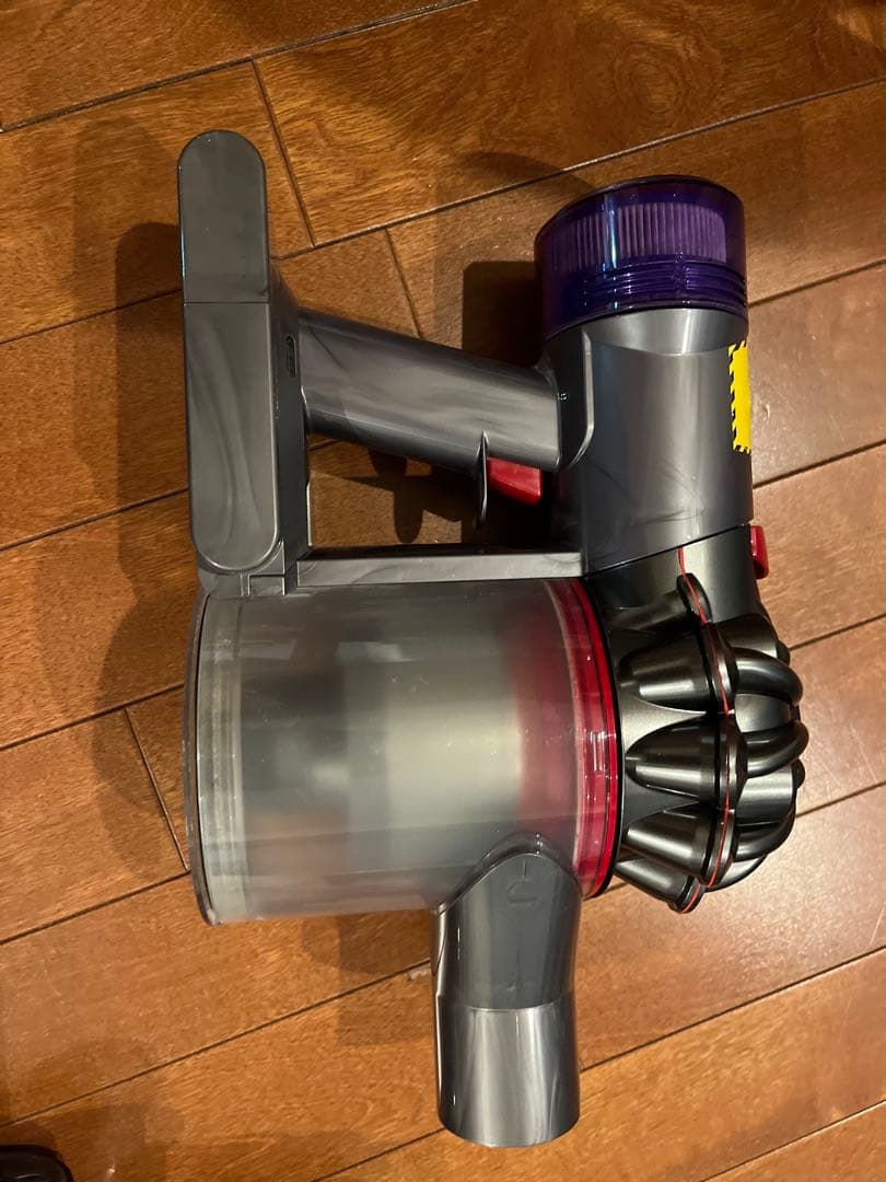 dyson v8 slim fluffy + 現役