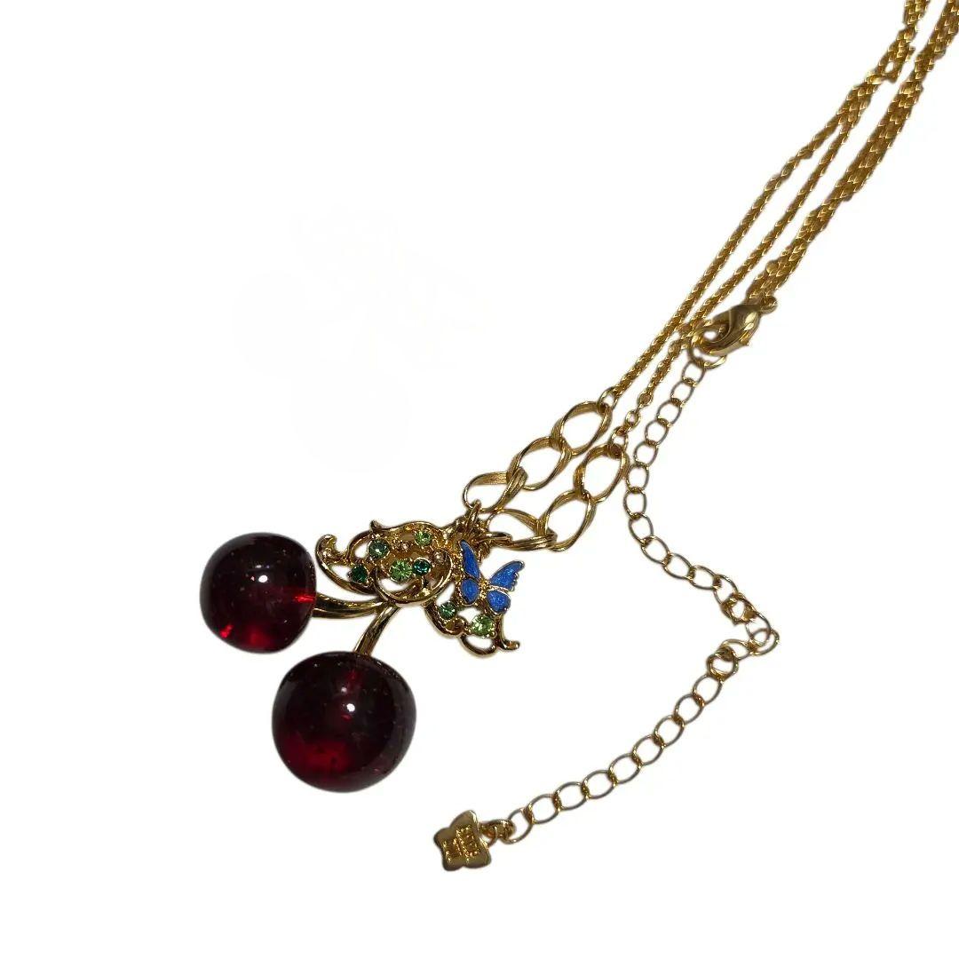 ANNA SUI チェリーと蝶のネックレス