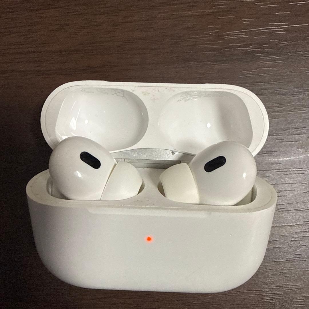 AirPods Pro第2世代 ワイヤレスイヤホン 本体 〈お値下げいたします〉
