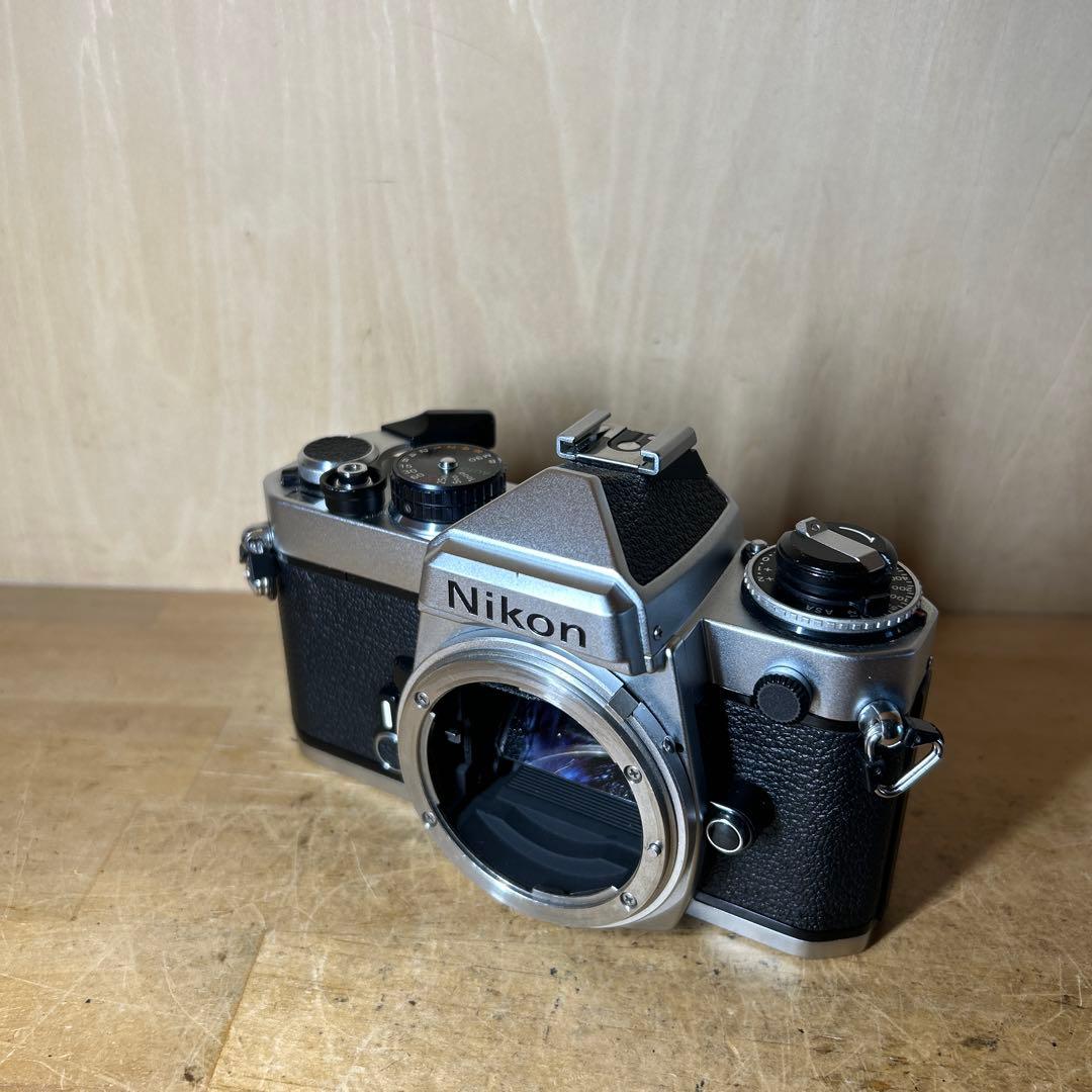 Nikon FE シンプルニコン　シルバーボディー　完動極美品