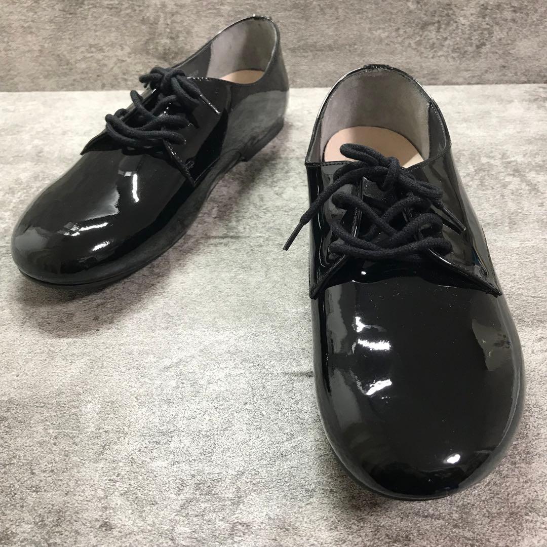 【未使用級】BIRKENSTOCK SAUNDERS ブラック　エナメル　40