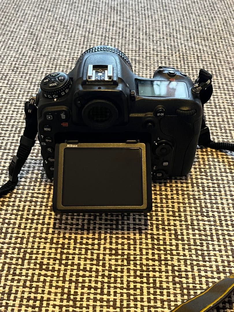 【元箱付き】Nikon D500 ボディ　動作確認済み　デジタル一眼レフ