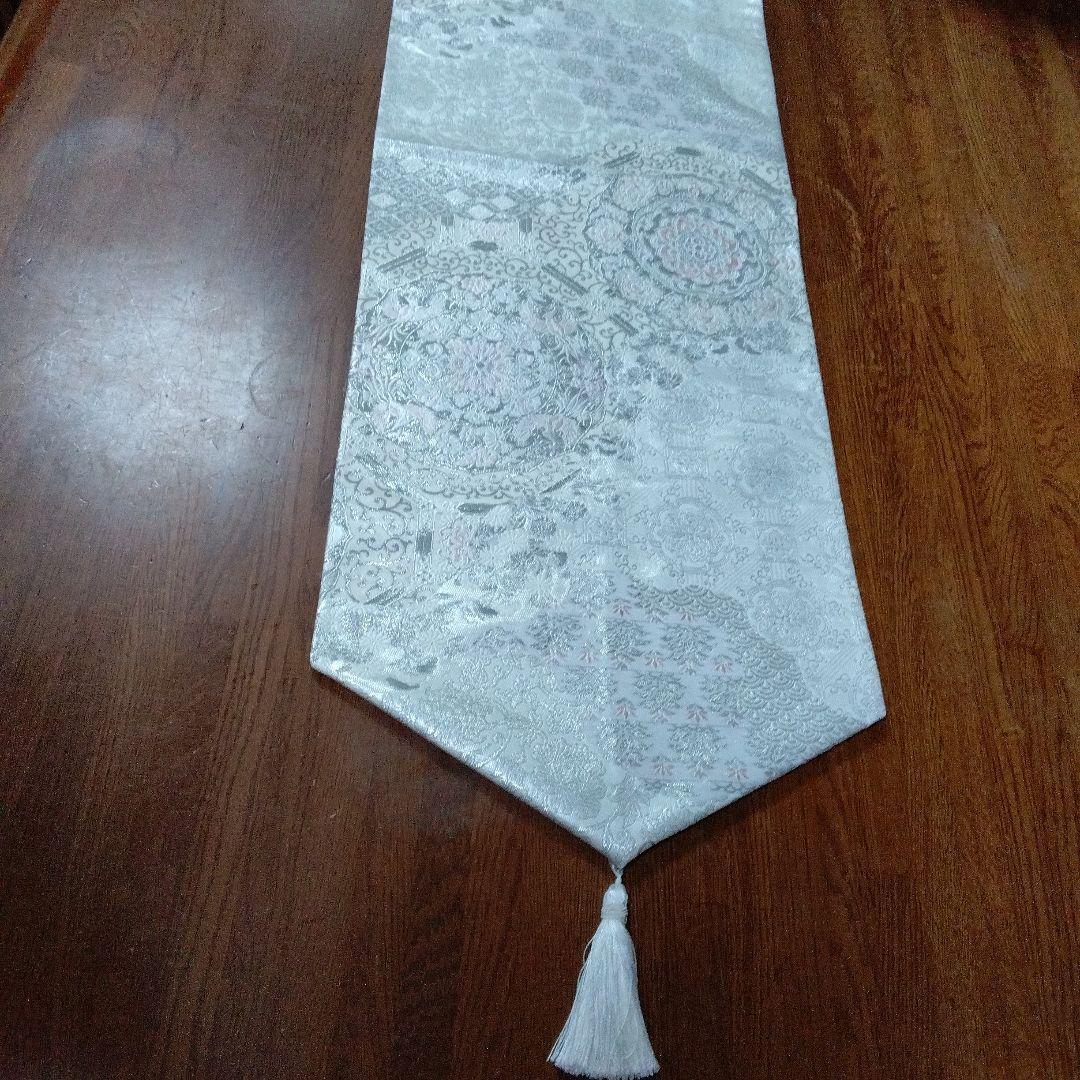 にゃお様オーダー専用ページ　タッセル付きテーブルランナー 高級正絹袋帯リメイク