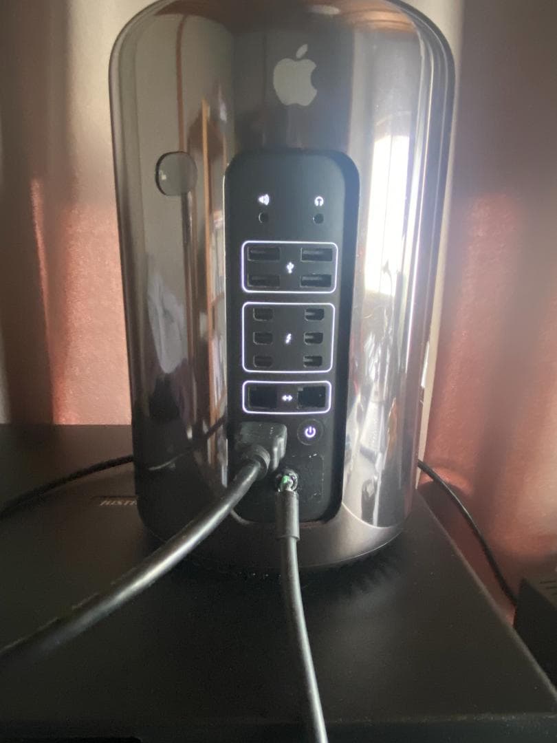 人*ブ様 Apple Mac Pro（Late 2013）CS6最適環境／NVM