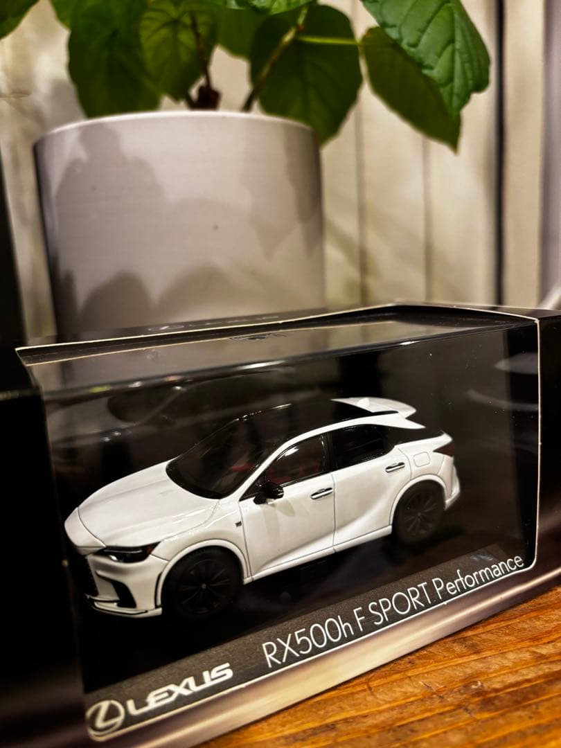 レクサスRX500h F SPORT Performance 左ハンドル