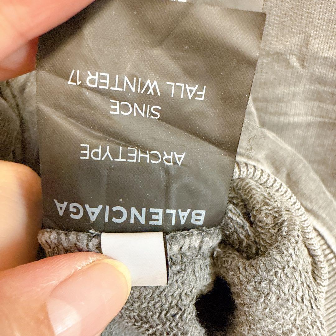 BALENCIAGA Parisプリント グレー 長袖　パーカー【S】バレンシア