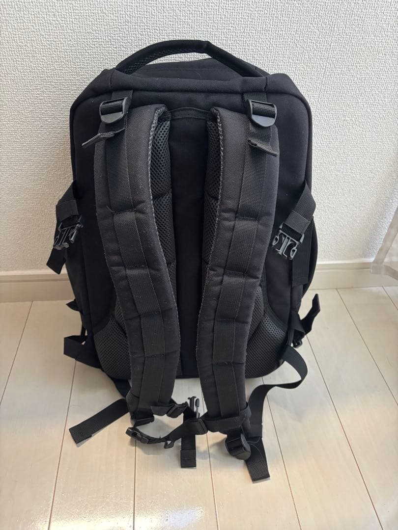 CabinZero military 28L バックパック
