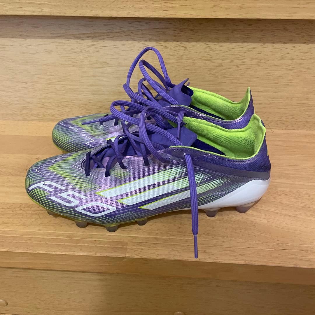 F50 サッカーシューズ 紫/緑 インソール付き　エリートHGAG