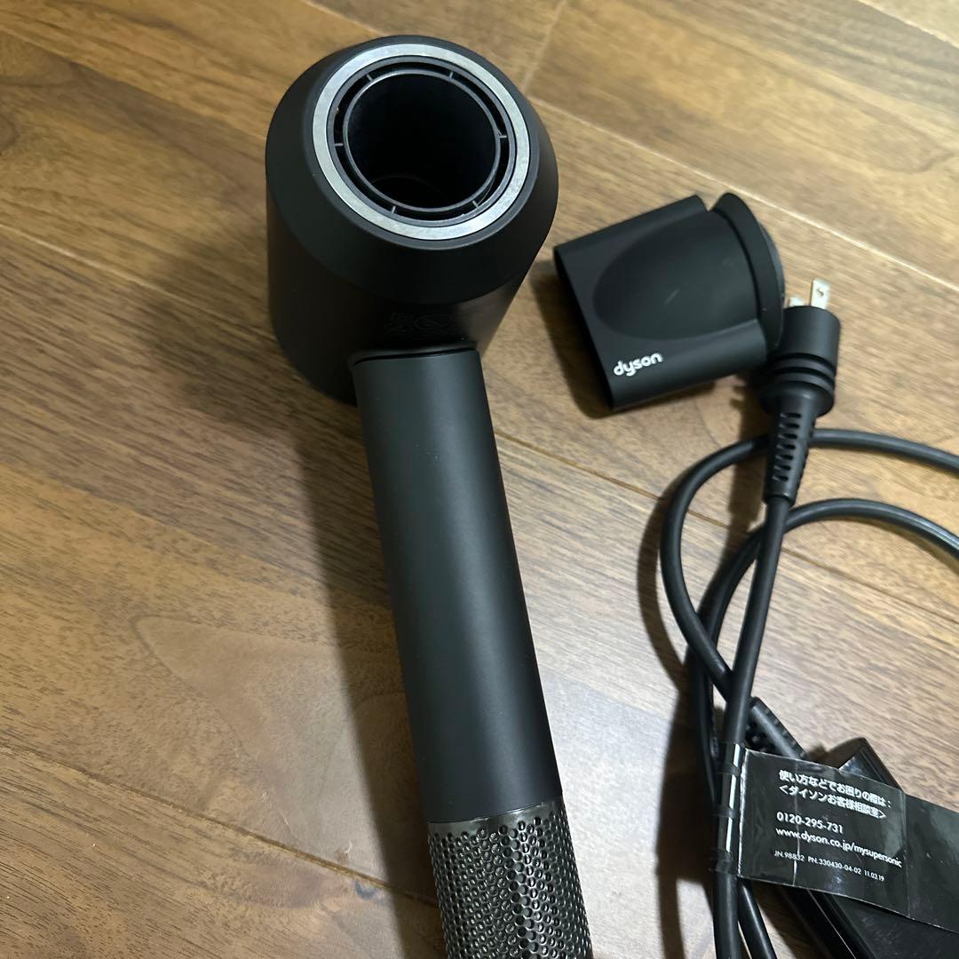 ダイソン　Dyson　HD08　ドライヤー　ブラックニッケル