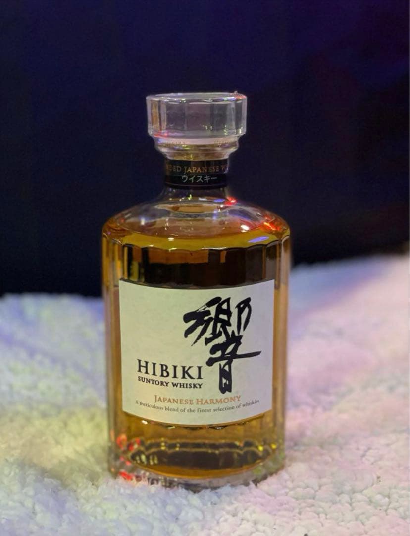 サントリーウイスキー　響　700ml