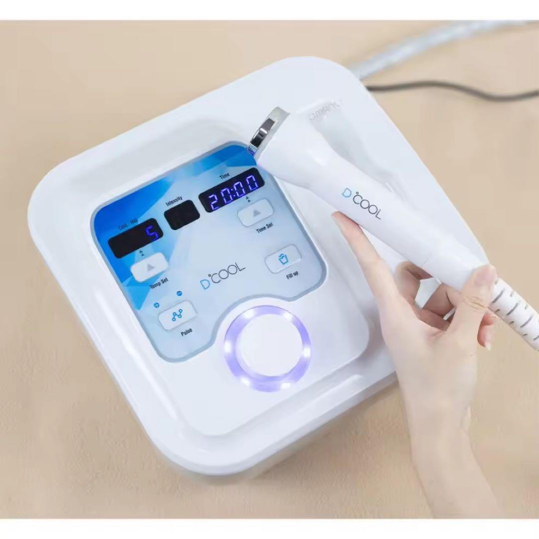 ［新品］美顔器 温度設定・強度調整機能付き/エレクトロポレーション