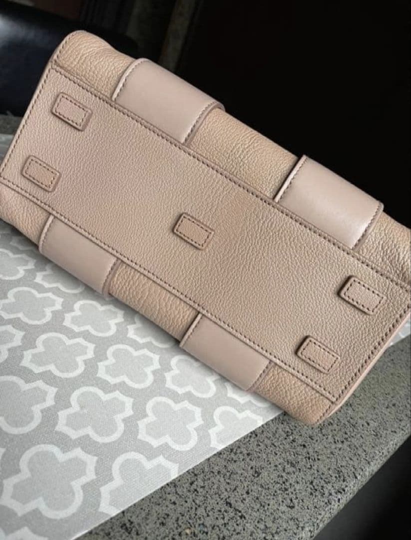 ミュウミュウトートバッグ