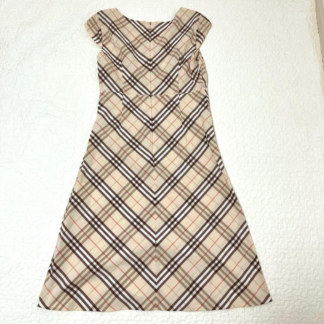 未使用　バーバリーロンドン　ロングワンピース　ノバチェック　ノースリーブ