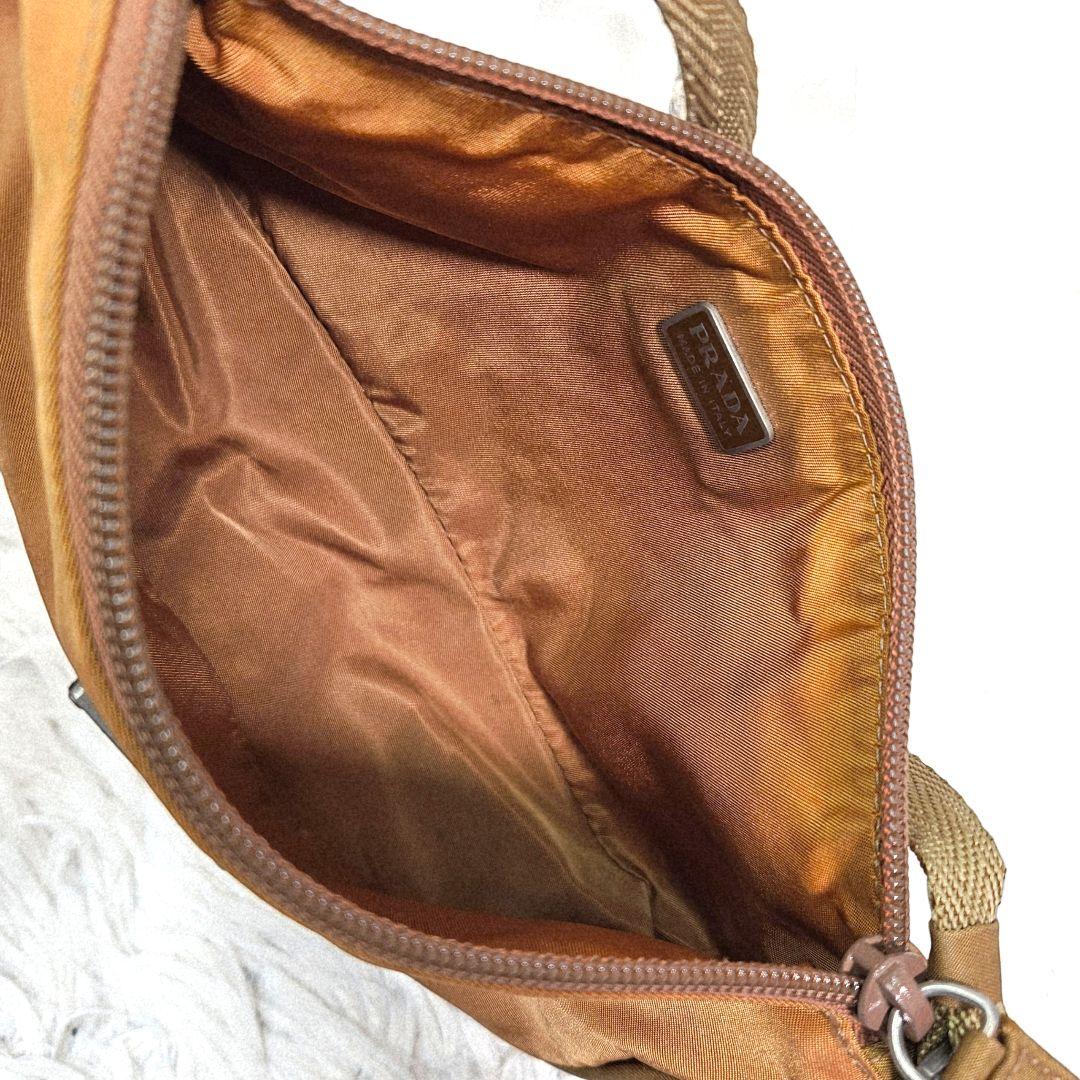 PRADA アクセサリーポーチ 三角ロゴ ナイロン オレンジ