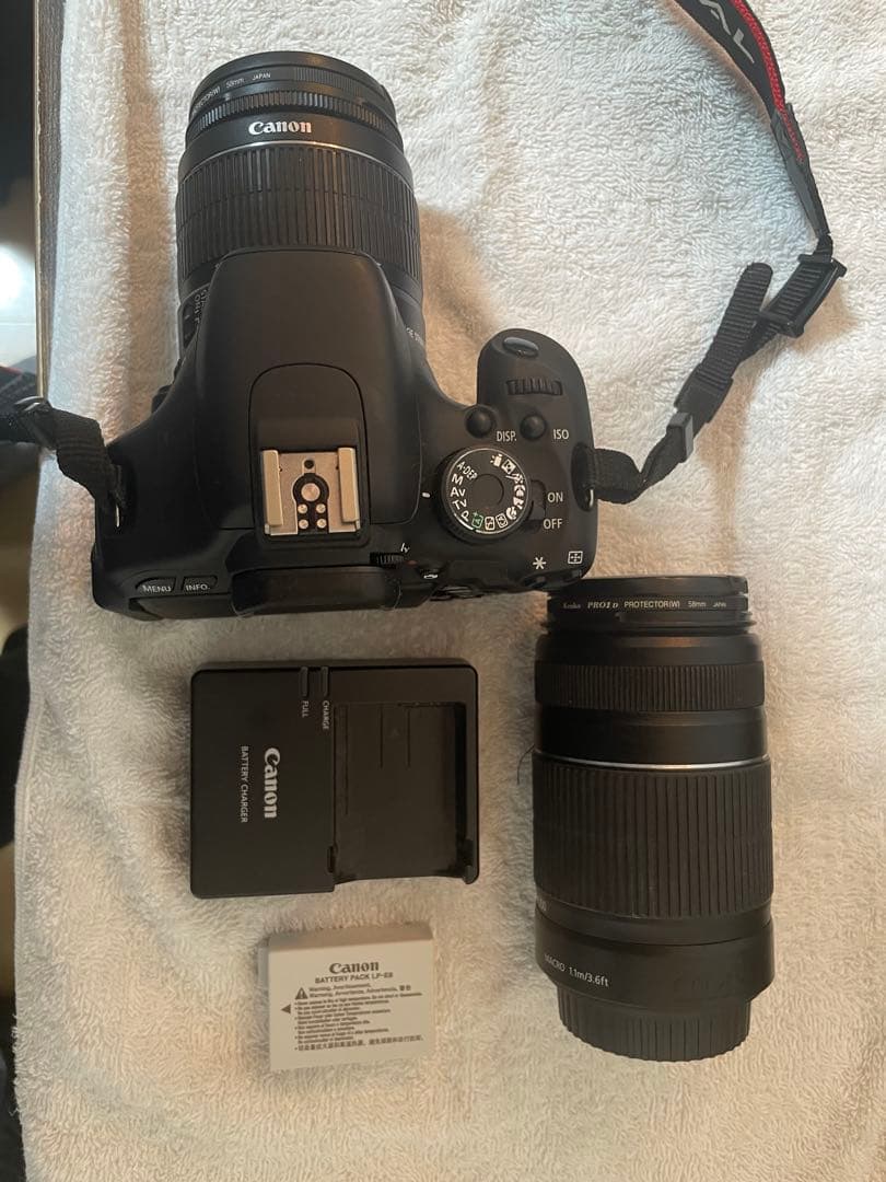 Canon EOS Kiss X5 デジタル一眼レフ 本体とレンズ2本