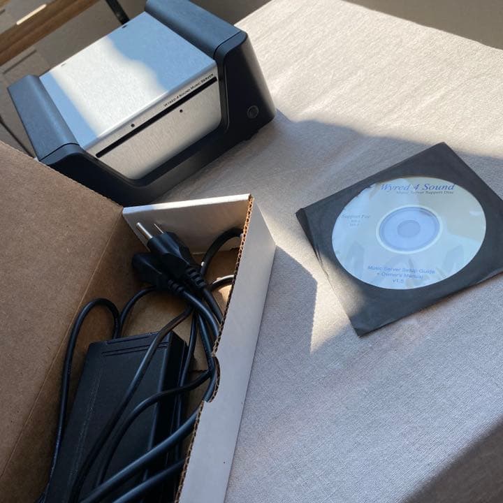 NAS / 1TBSSD 「Wyred 4 Sound MS-2+リニア電源」