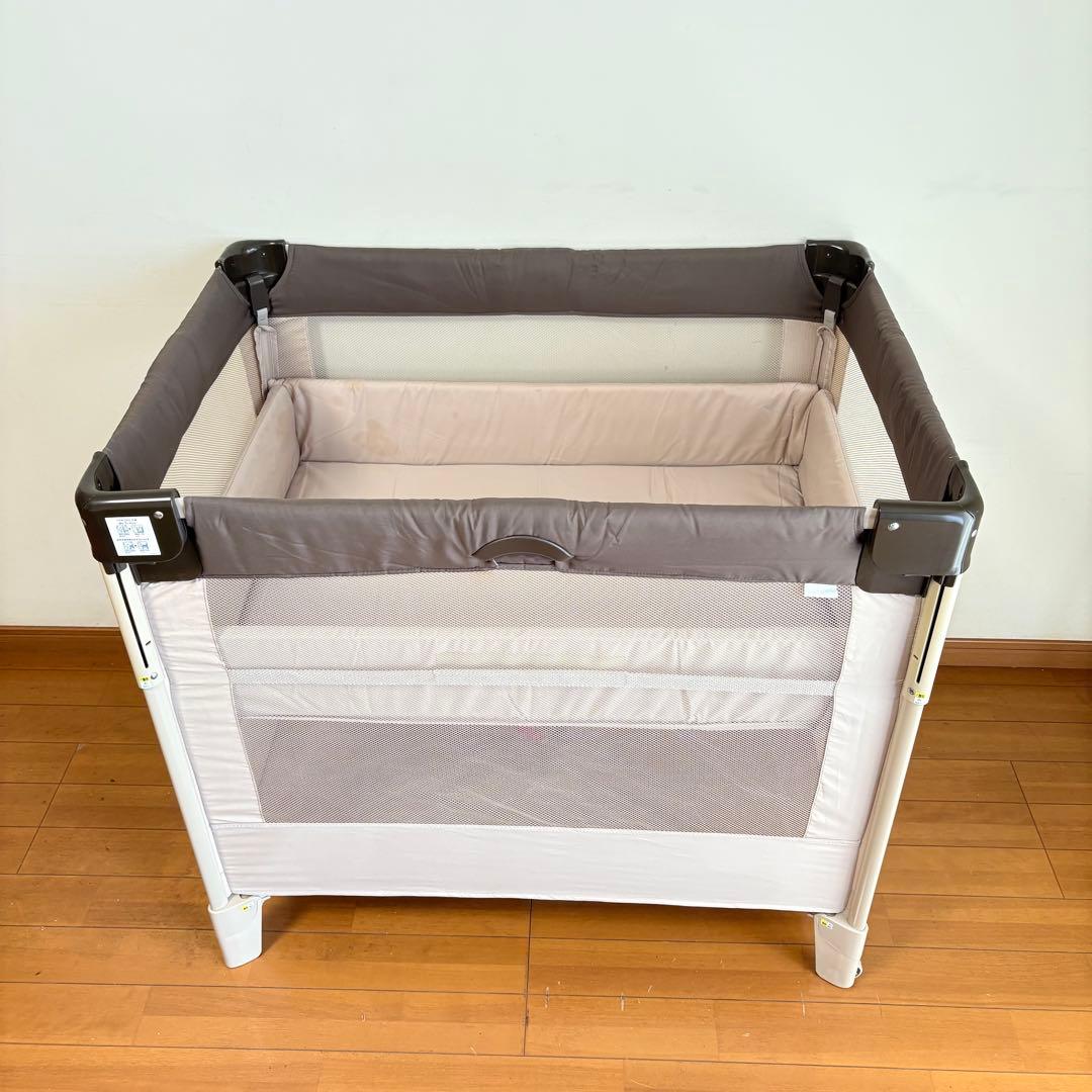 【動作良好・匿名配送】アップリカ ココネルエアー ベビーベッド ココア