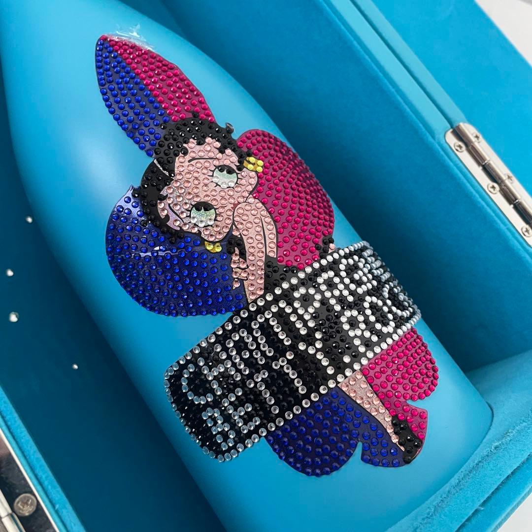 高級シャンパン 限定 未開栓 ベティーロック　ブルー　BOX付 750ml